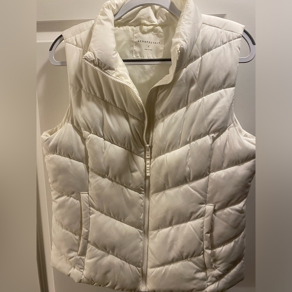 Aeropostale White Puffer Vest